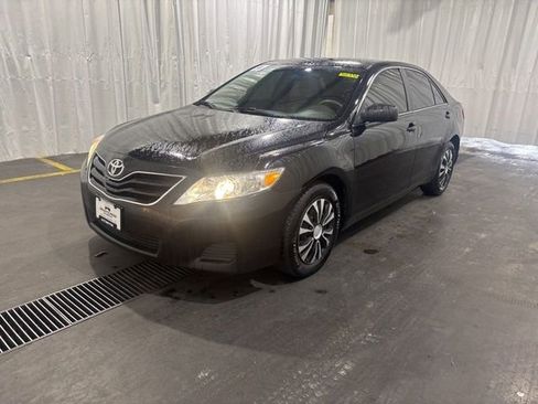 Used 2011 Toyota Camry LE FWD image 20