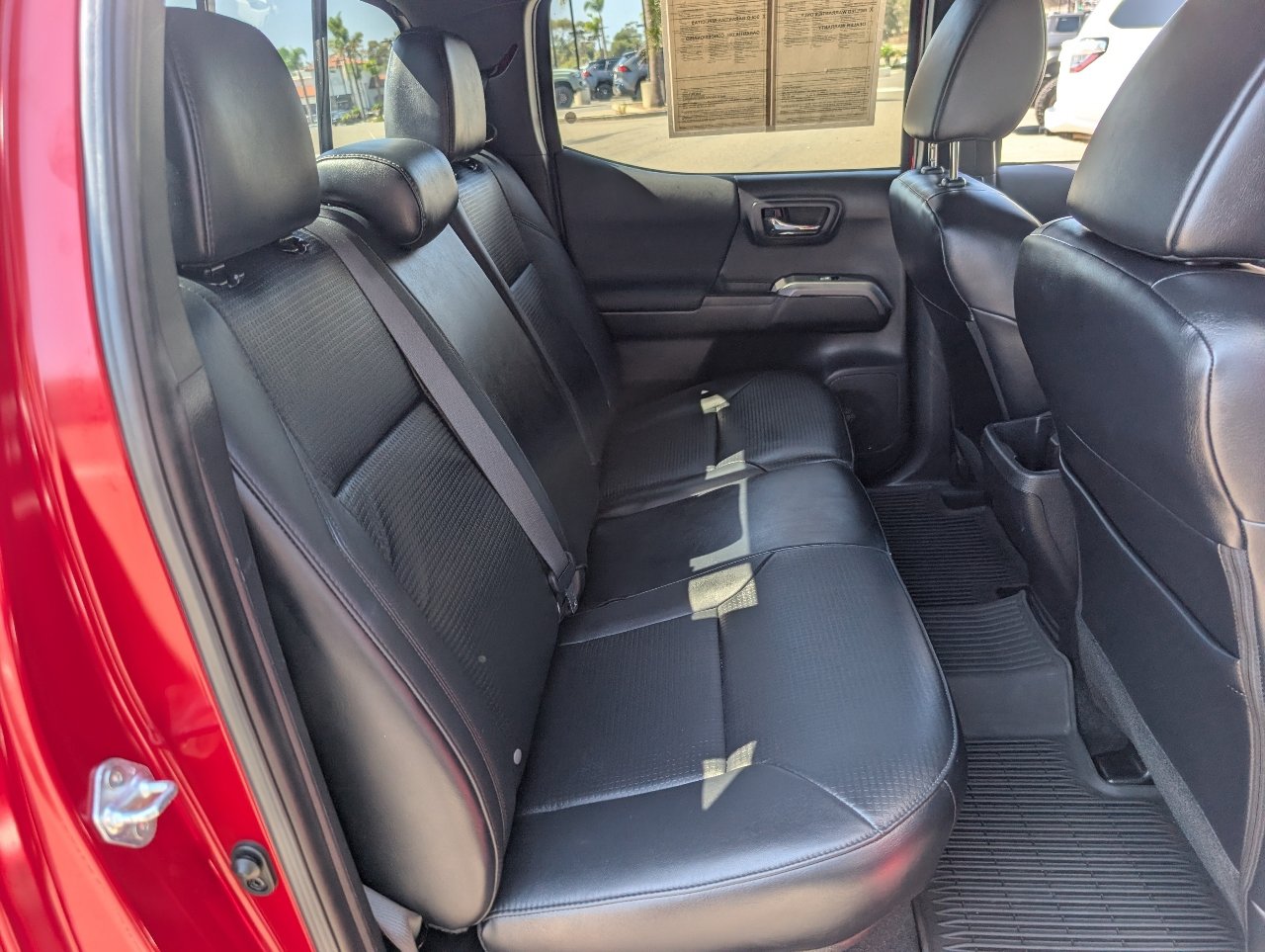 Used 2023 Toyota Tacoma TRD Sport w/ TRD Premium Sport Package AWD/4WD image 5