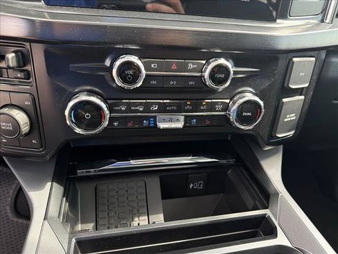 New 2026 Ford F250 Lariat w/ Black Appearance Package AWD/4WD image 15