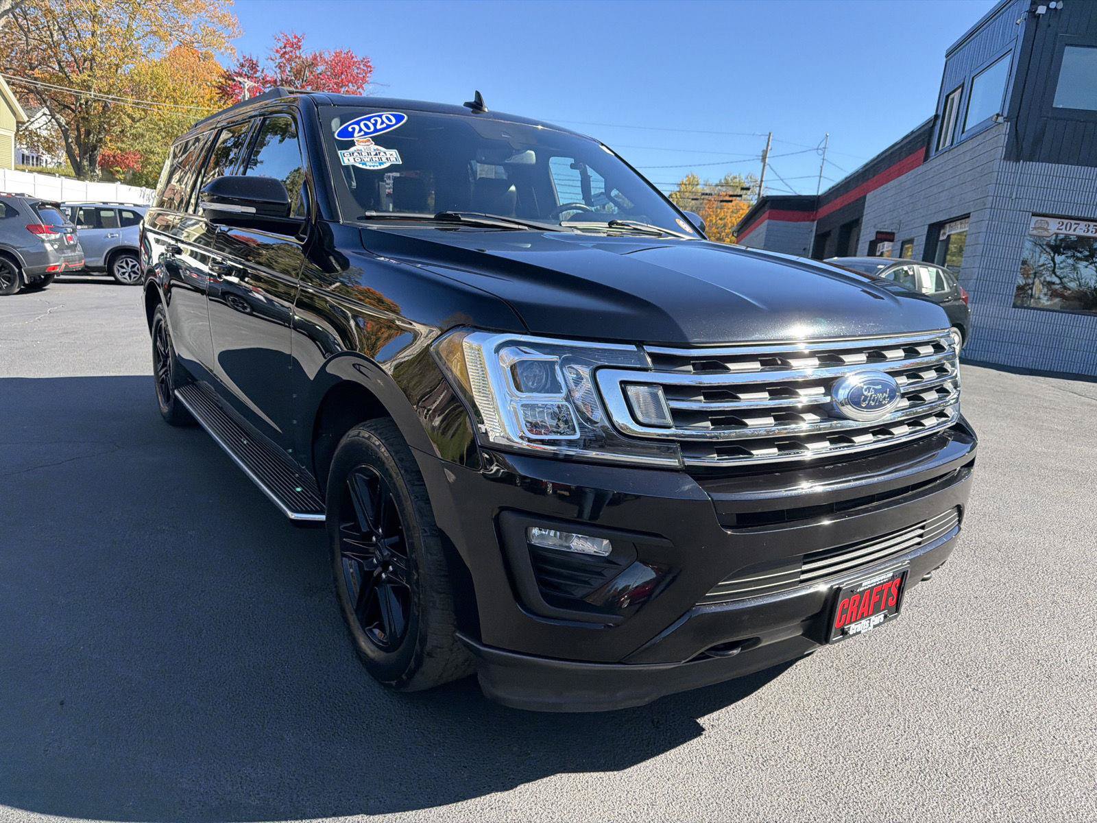 Used 2020 Ford Expedition Max XLT w/ Equipment Group 202A AWD/4WD image 7