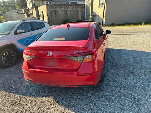 Used 2024 Honda Civic Touring image 9