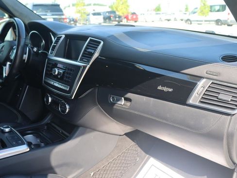 Used 2015 Mercedes-Benz GL 63 AMG 4MATIC image 13