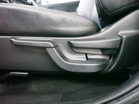 Used 2017 Honda HR-V EX-L image 14