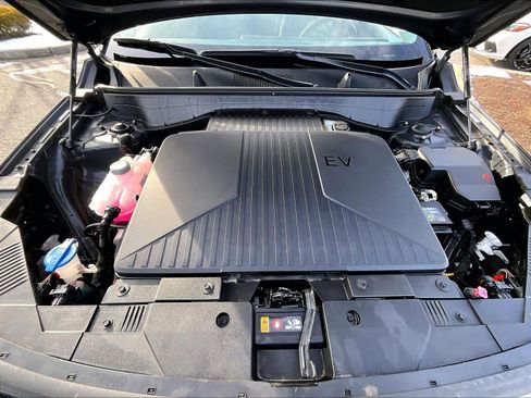 Used 2024 Hyundai Kona Limited image 28