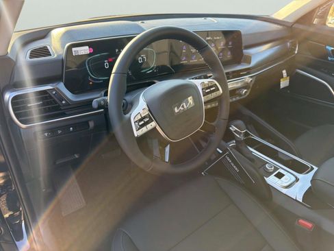 New 2025 Kia Telluride LX image 24