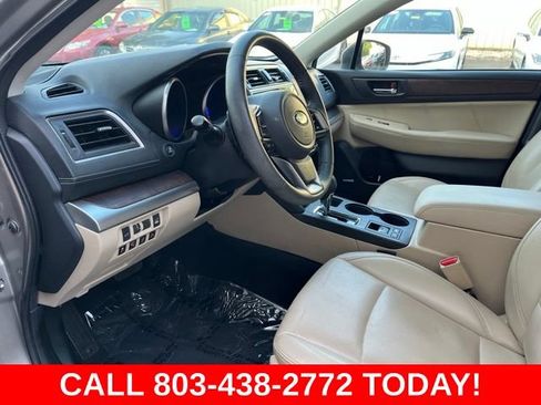 Used 2019 Subaru Outback 2.5i Limited AWD/4WD image 6