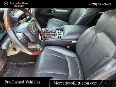 Used 2019 Lexus LX 570 4WD w/ Luxury Package image 12