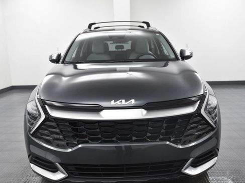 Used 2024 Kia Sportage EX image 2