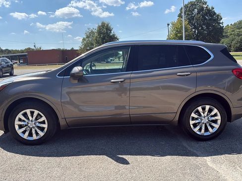 Used 2017 Buick Envision Essence FWD image 2