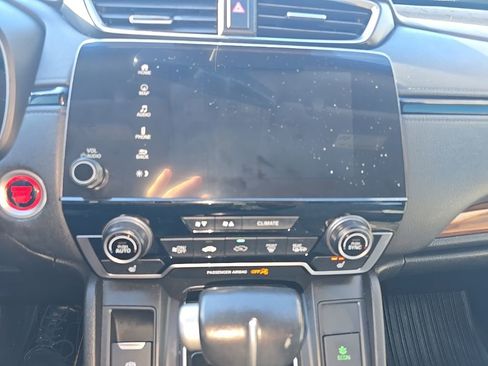 Used 2019 Honda CR-V Touring image 18