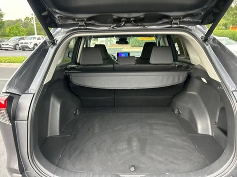 Used 2025 Toyota RAV4 XLE FWD image 10