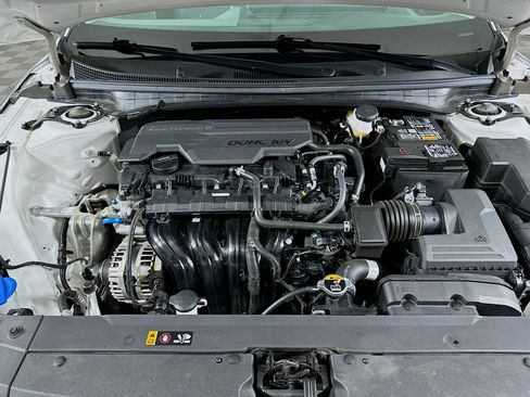 Used 2025 Kia K4 LXS image 31