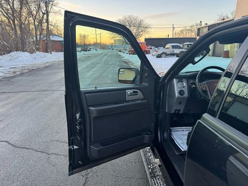 Used 2013 Ford Expedition EL Limited image 9