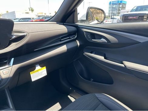 New 2025 Buick Envista Preferred w/ Convenience I Package image 16