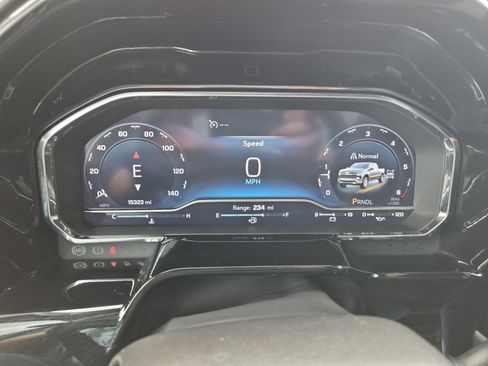 Used 2024 Chevrolet Silverado 1500 LT image 19