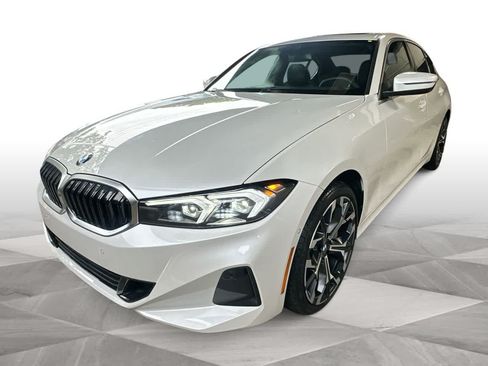 Used 2025 BMW 330i Sedan RWD image 1