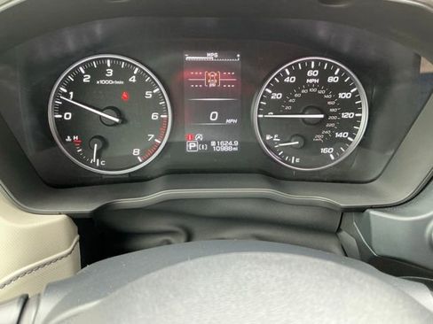 Used 2025 Subaru Forester Premium AWD/4WD image 29