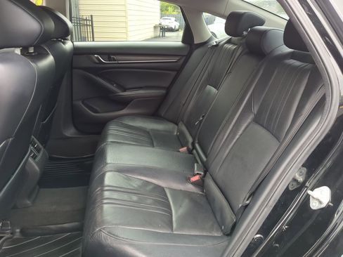 Used 2018 Honda Accord EX-L image 18