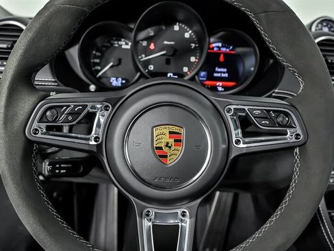 Used 2022 Porsche 718 Boxster Spyder RWD image 21