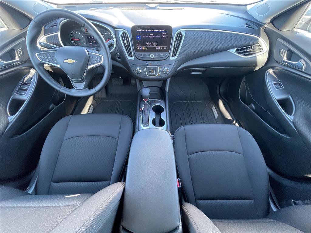 Used 2024 Chevrolet Malibu RS w/ LPO, Floor Liner Package FWD image 10