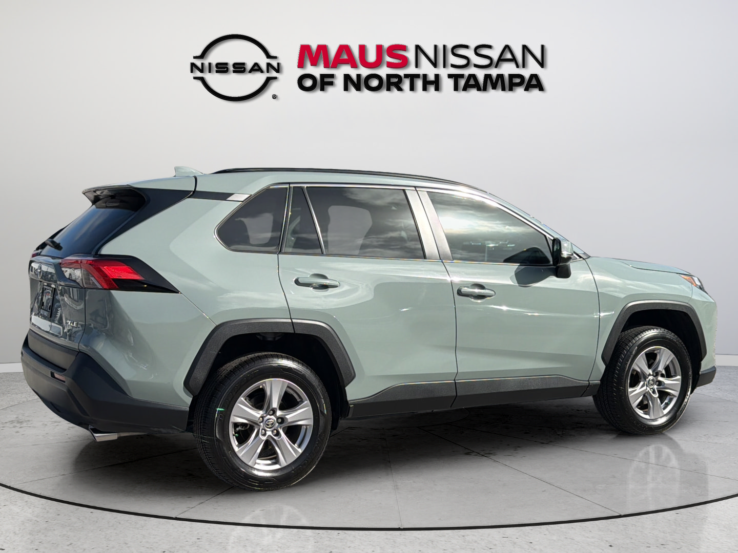 Used 2023 Toyota RAV4 XLE w/ Convenience Package FWD image 12