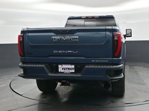 Used 2024 GMC Sierra 2500 Denali Ultimate AWD/4WD image 5