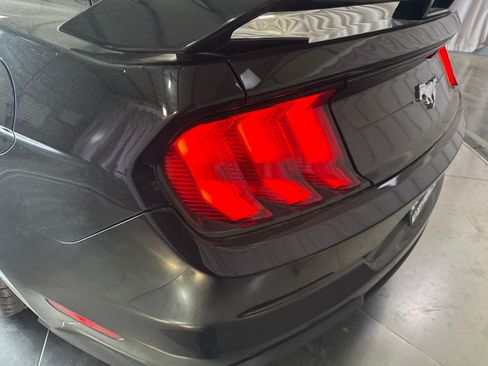 Used 2018 Ford Mustang Premium w/ Ecoboost Performance Package RWD image 9