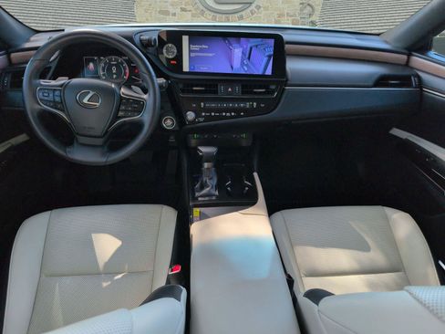 Certified 2023 Lexus ES 350 w/ Premium Package FWD image 16