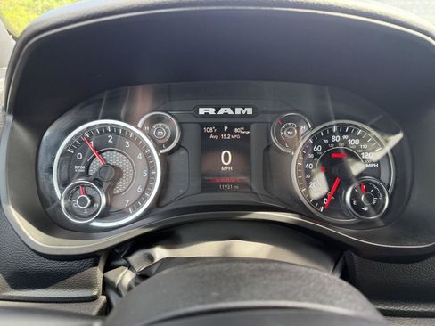 Certified 2025 RAM 1500 Big Horn AWD/4WD image 10