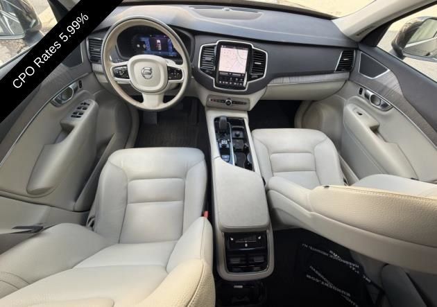 Used 2024 Volvo XC90 B6 Plus AWD/4WD image 11
