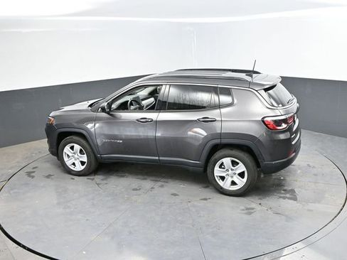 Used 2022 Jeep Compass Latitude AWD/4WD image 40