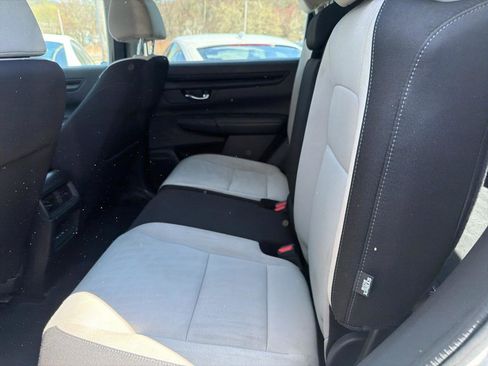 Used 2024 Honda CR-V EX image 19