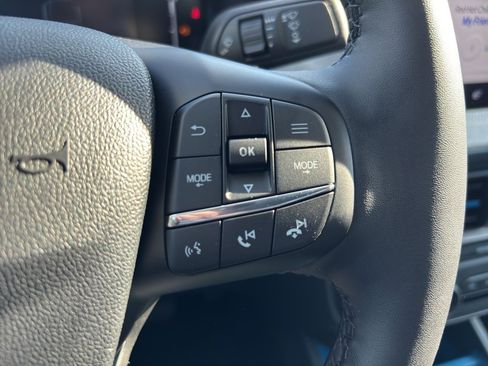 New 2025 Ford Maverick XLT w/ XLT Luxury Package image 29