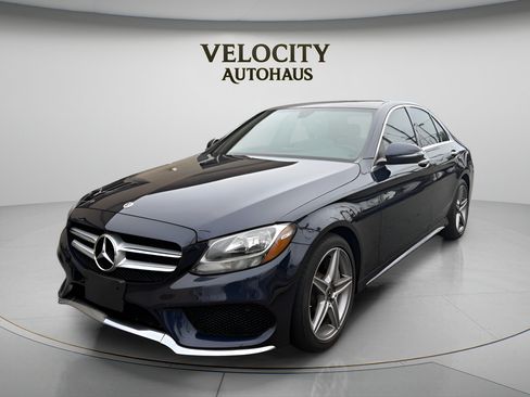 Used 2018 Mercedes-Benz C 300 4MATIC Sedan image 3