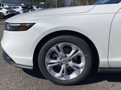 New 2026 Honda Accord LX image 18