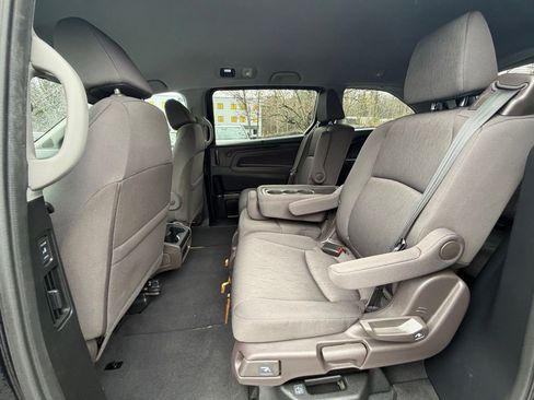 Used 2020 Honda Odyssey EX image 24
