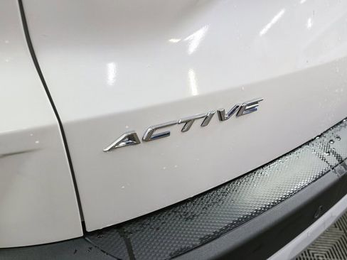 Used 2023 Ford Escape Active w/ Tech Pack #2 image 9