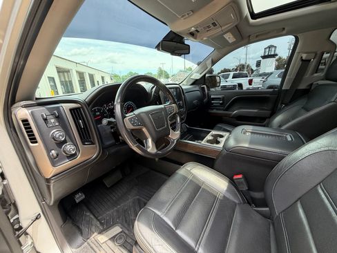 Used 2018 GMC Sierra 1500 Denali w/ Denali Ultimate Package AWD/4WD image 15