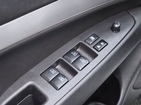 Used 2013 INFINITI G37 Journey w/ Premium Pkg image 11