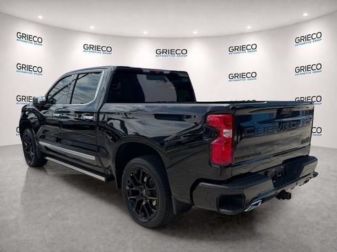 Used 2024 Chevrolet Silverado 1500 High Country w/ Technology Package AWD/4WD image 5