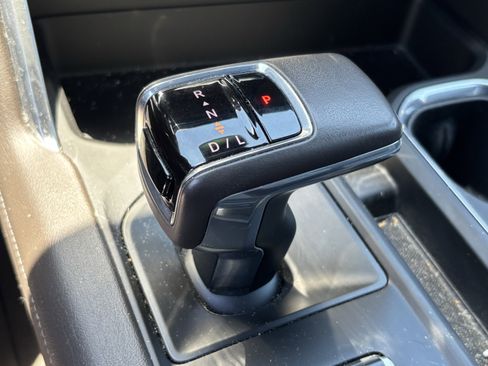 Used 2022 GMC Sierra 1500 Denali AWD/4WD image 24
