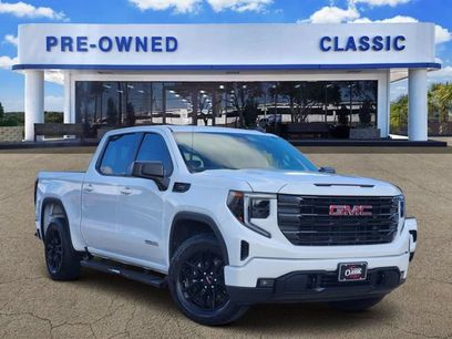 Used 2025 GMC Sierra 1500 Elevation