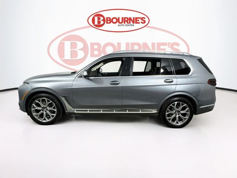 Used 2026 BMW X7 xDrive40i w/ Premium Package AWD/4WD image 9