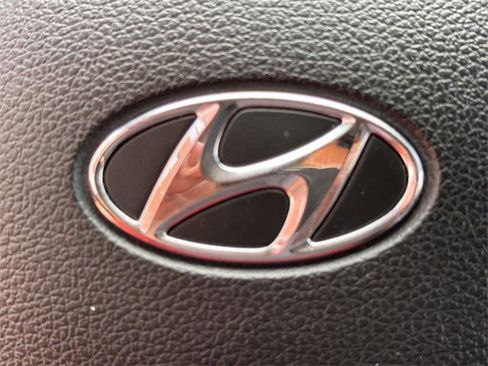 Used 2022 Hyundai Santa Fe SEL image 23