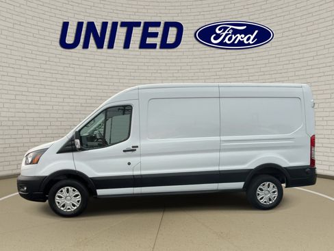 Used 2024 Ford Transit 250 148 Medium Roof w/ Exterior Upgrade Package RWD image 5