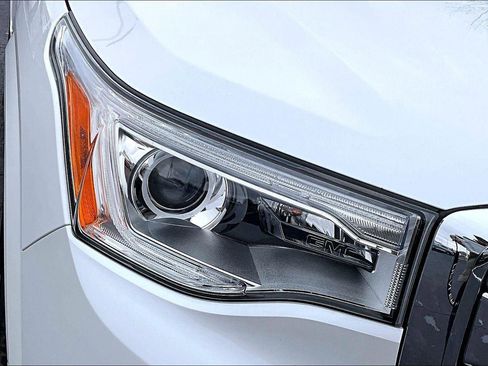 Used 2019 GMC Acadia Denali w/ Technology Package image 30