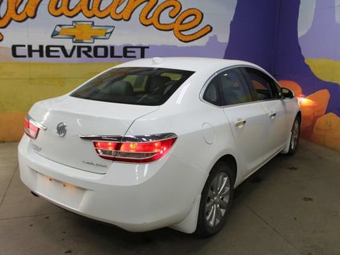Used 2017 Buick Verano Convenience FWD image 4