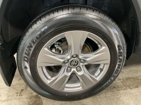 Used 2023 Toyota RAV4 XLE image 7