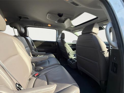 Used 2020 Honda Odyssey Elite image 25