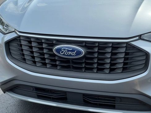 Certified 2023 Ford Escape Active AWD/4WD image 31